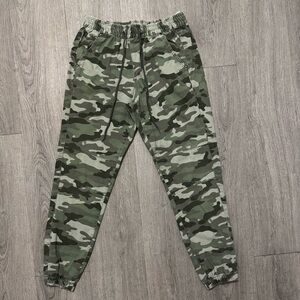 Empyre Women Green Camouflage Joggers